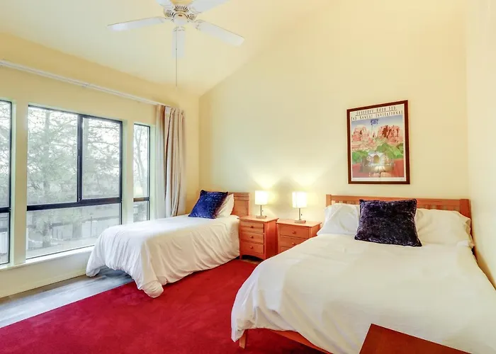 Spacious House 1 Mi To Downtown! Сasa de vacaciones *